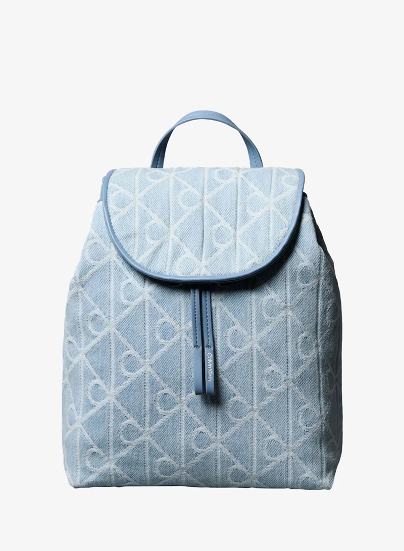 كالفن كلاين حقيبة ظهر جاكار بشعار دنيم